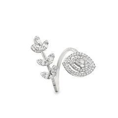 Exquisite Leaf Design Ring
