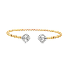 Elegant Gold Bracelet with Diamond Accents