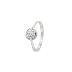 Elegant Diamond-Studded Ring