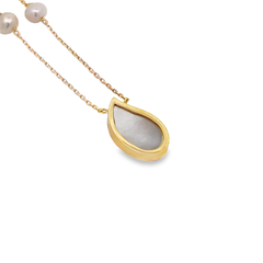 Elegant Pearl and Teardrop Pendant Necklace