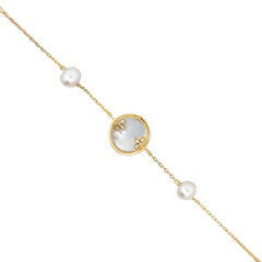 Elegant Gold and Pearl Bracelet