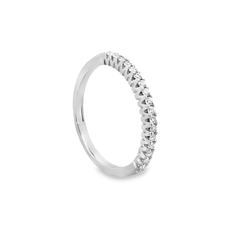 Diamond Ring in 18k Gold