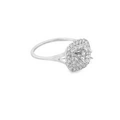 Elegant Diamond Halo Ring