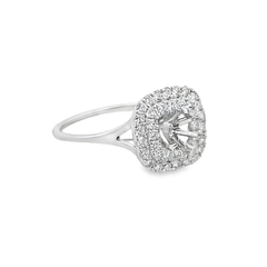 Elegant Diamond Halo Ring