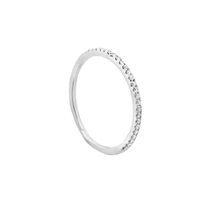 Elegant Diamond-Studded Ring