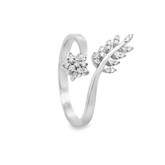 Diamond Ring with floral design