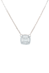 Diamond necklace with a cushion-cut center stone