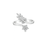 Diamond Ring with floral design