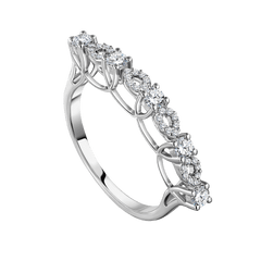 18k White Gold Wedding Band