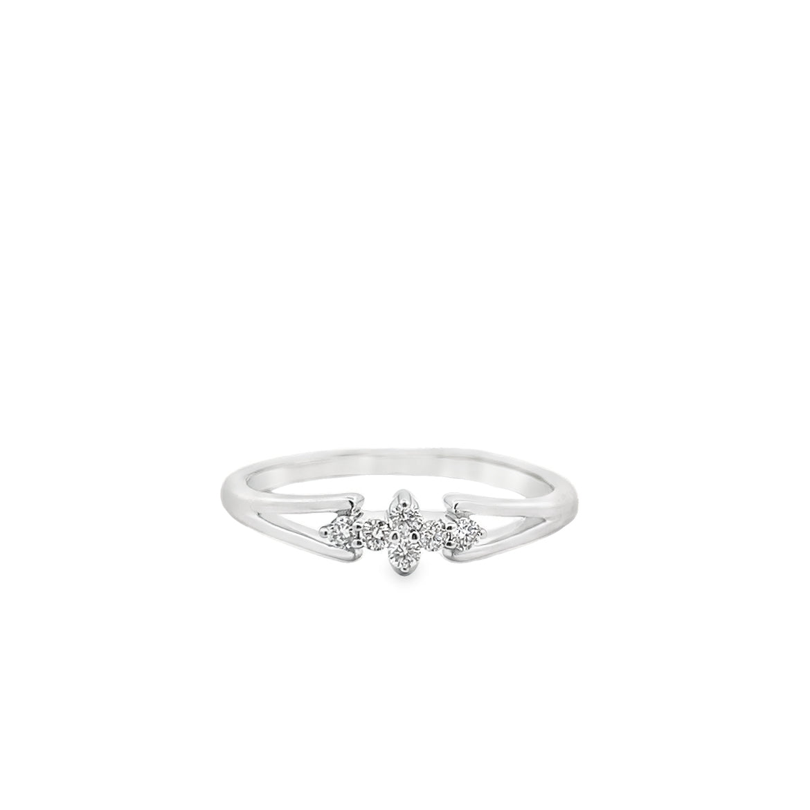 Petal Diamond Ring Main image
