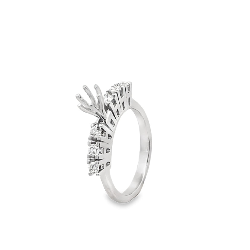 Elegant Ring with Gemstones