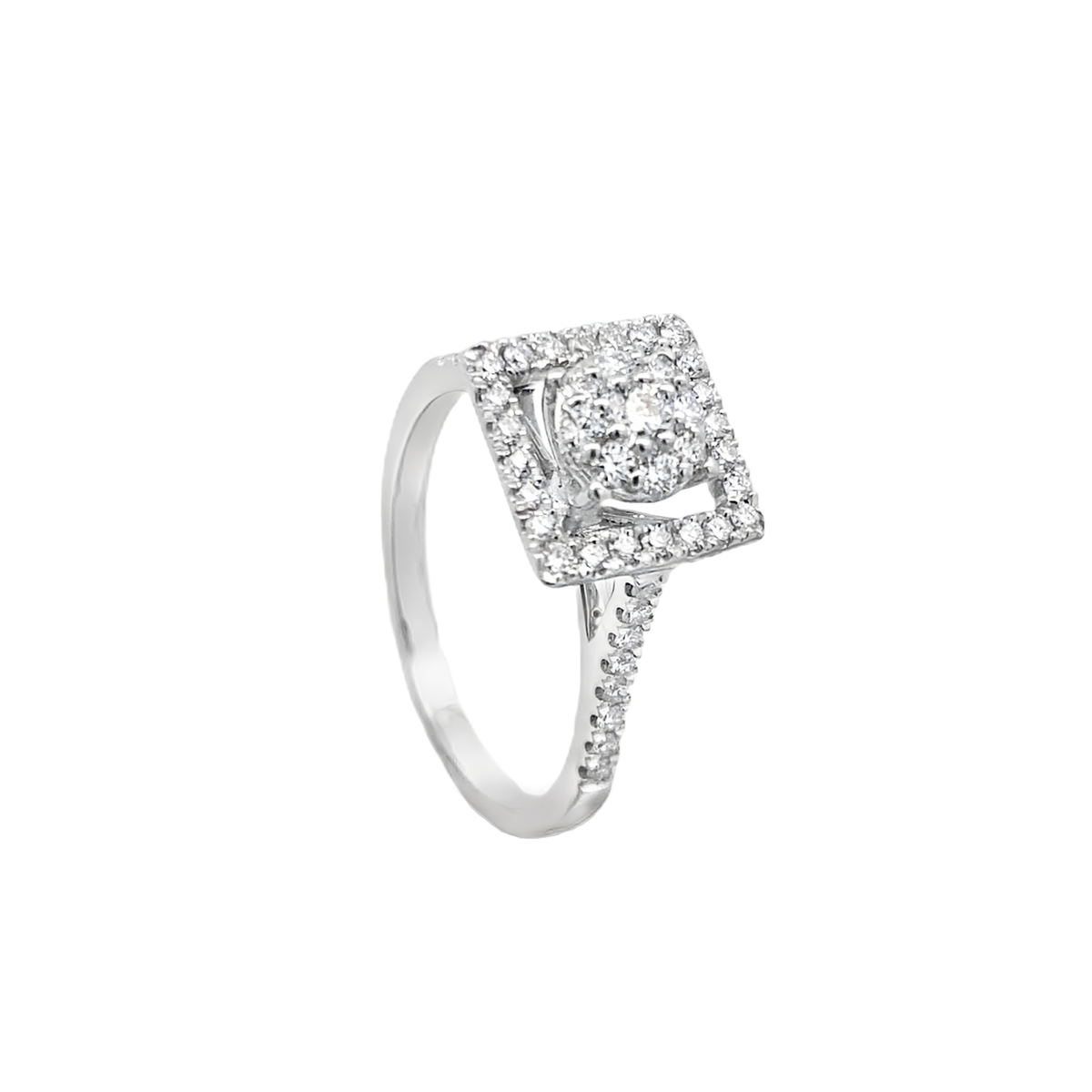 Diamond Ring in 18k Gold