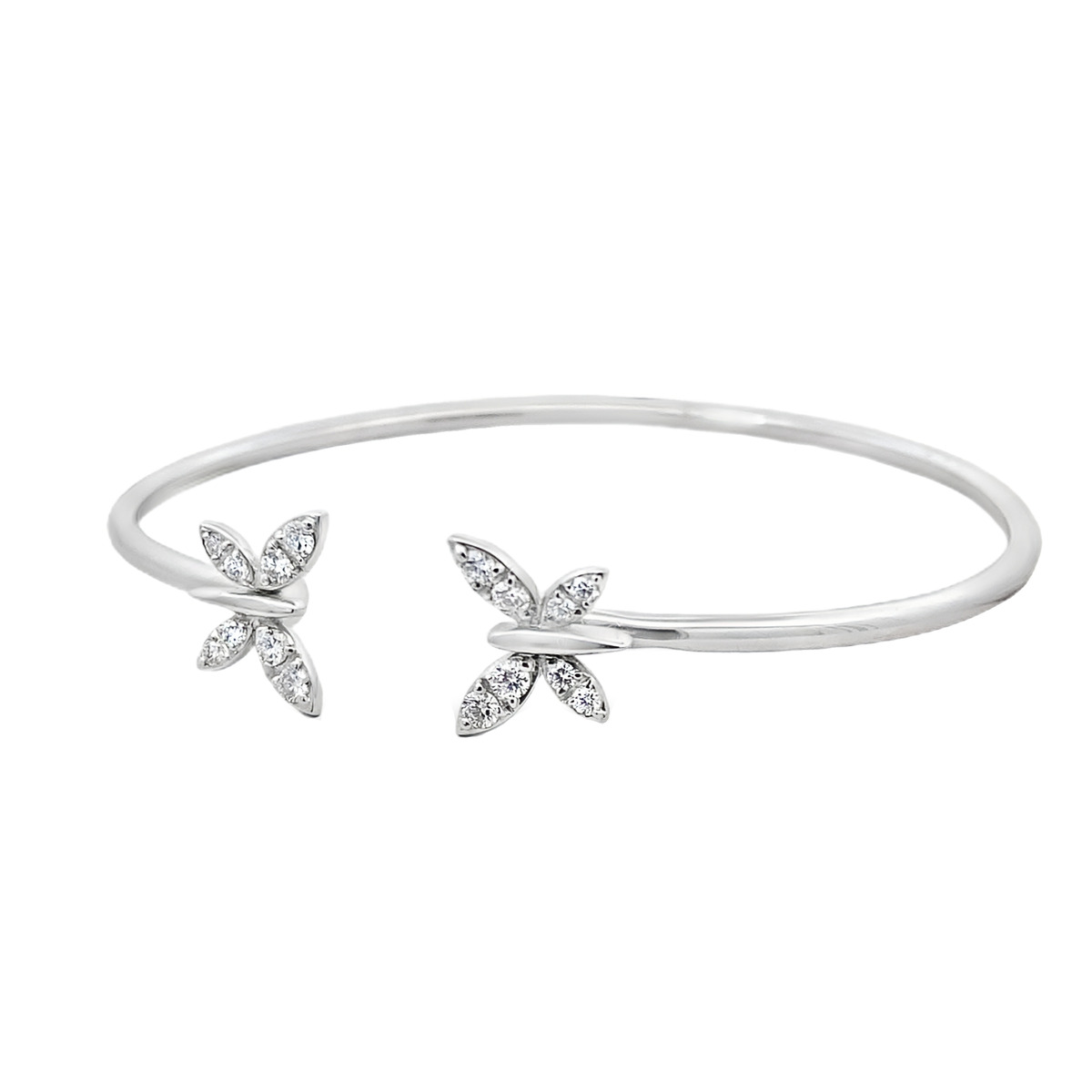 Diamond Bangle in 18k Gold