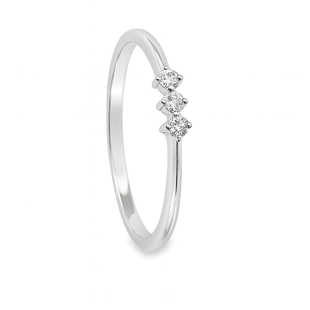 Three Stone Diamond Ring Main image