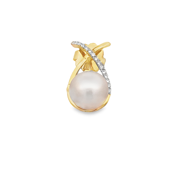 Shop Freshwater Pearl & Diamond Ribbon Stud Earrings by Amadura Jewelry. 0.11 CT natural diamonds. Visit El Korba & Citystars. IGI, GIA & HRD certificates.