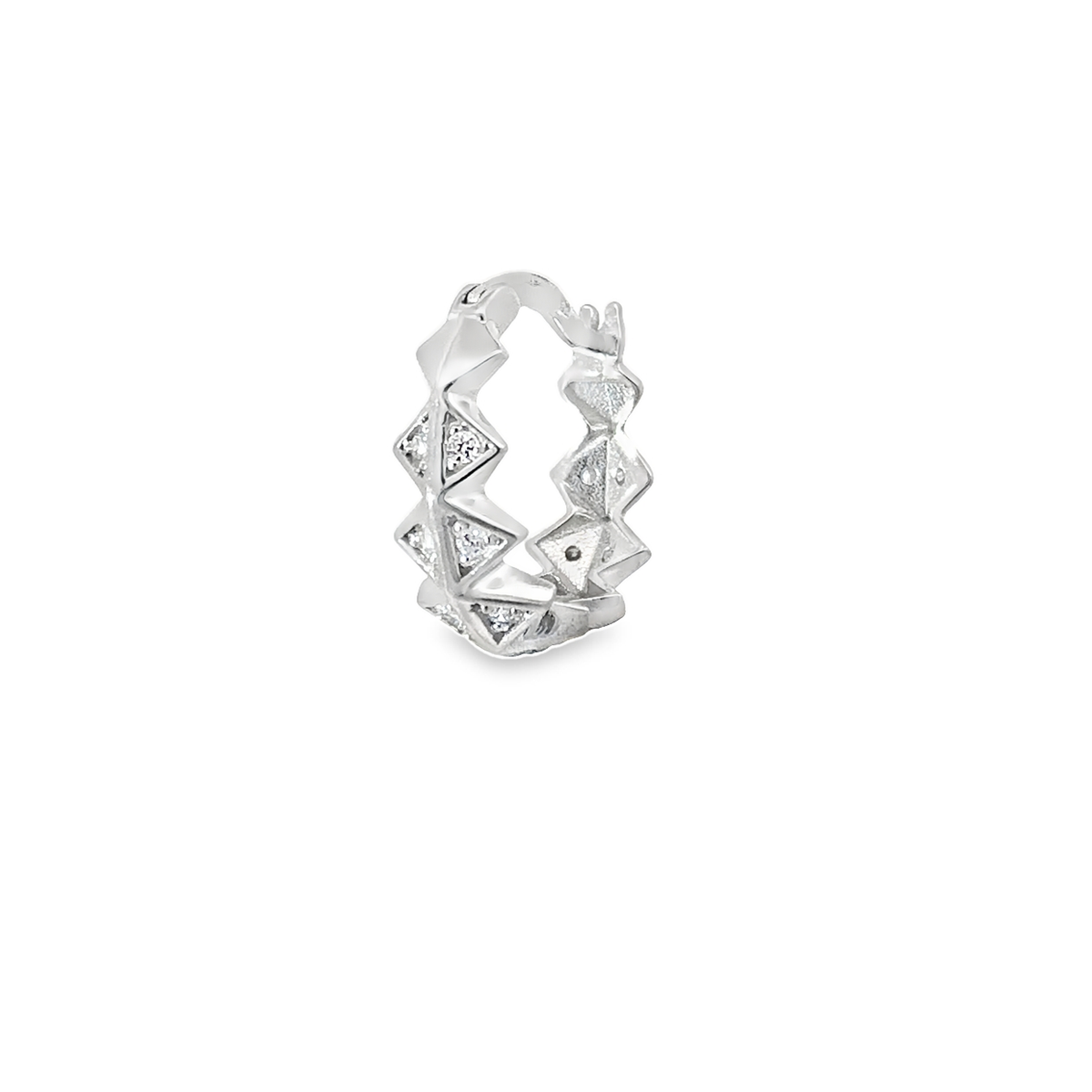 Shop Geometric Diamond Hoop Earrings by Amadura Jewelry. 0.25 CT G VS1 natural diamonds. Visit El Korba & Citystars. IGI, GIA & HRD certificates.
