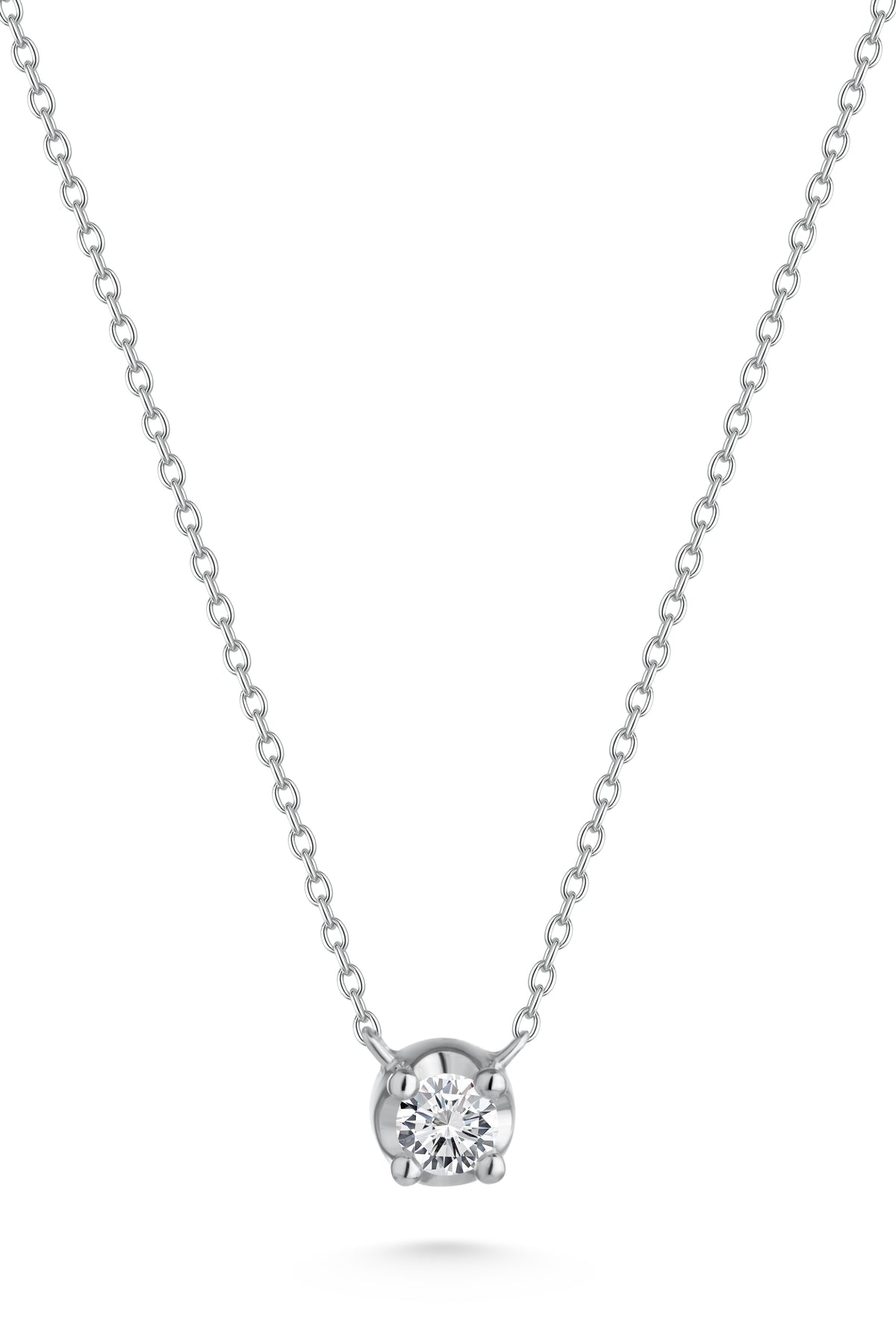 White gold necklace with a round diamond pendant