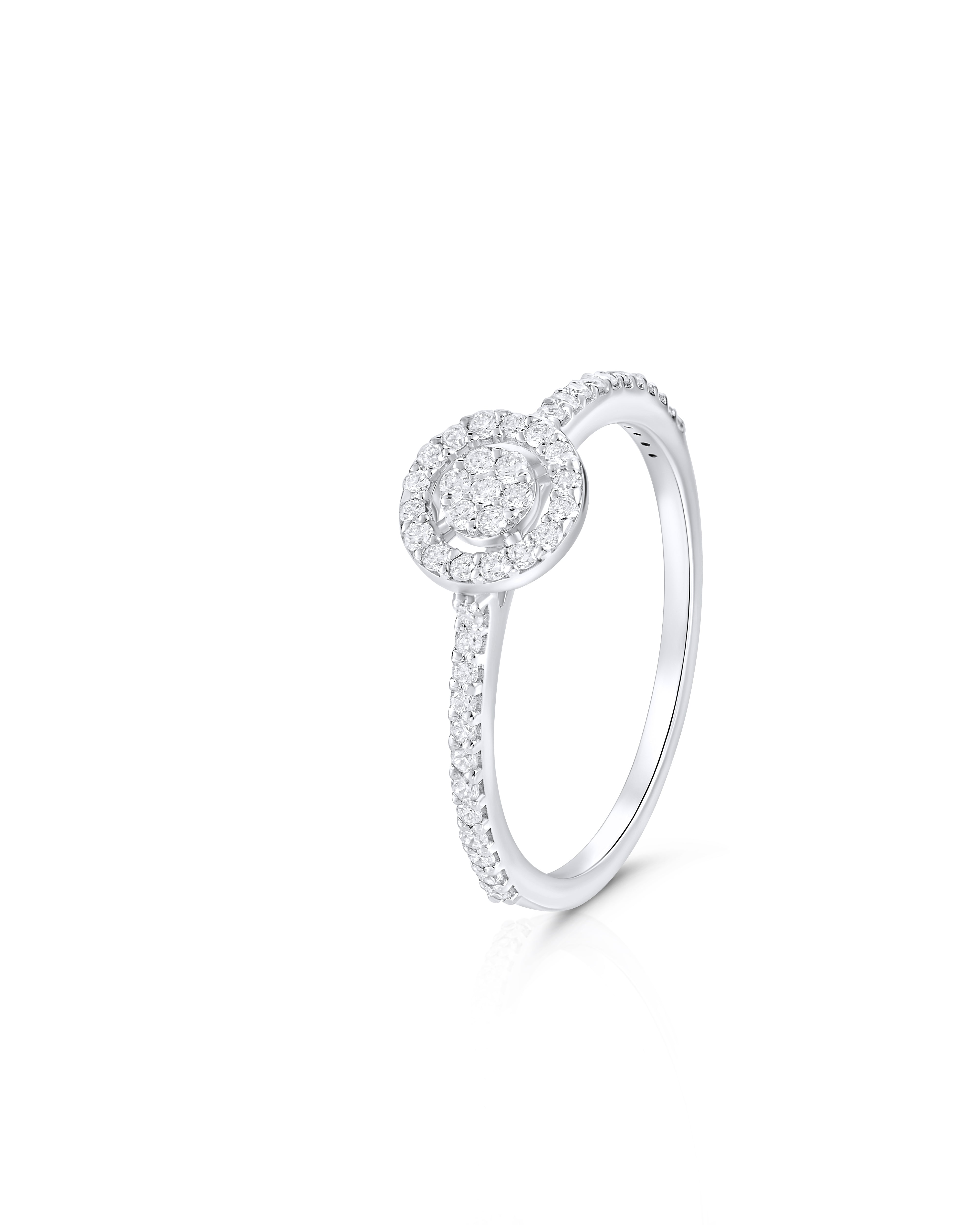 Round Halo Diamond Ring Main image