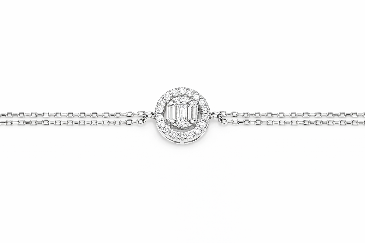 Shop the 18K Gold Baguette Halo Diamond Bracelet by Amadura Jewelry. Visit our El Korba and Citystars Mall boutiques. IGI, GIA & HRD diamond certificates available upon request.
