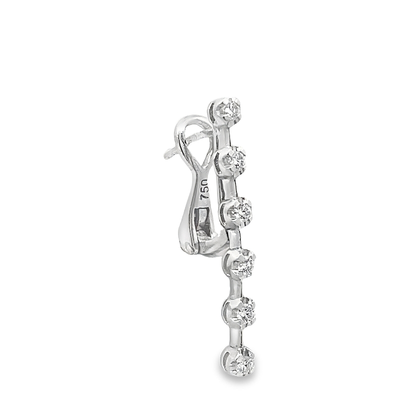 Shop Graduated Diamond Ear Climber Earrings by Amadura Jewelry. 0.30 CT G VS1 natural diamonds. Visit El Korba & Citystars. IGI, GIA & HRD certificates. Main image
